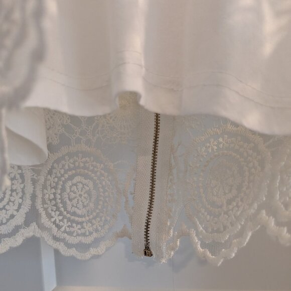 White Lace Two-Piece Skirt and Top Set - Picture 6 of 12